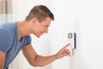 Tipp City OH Locksmiths Store Tipp City, OH 937-343-1583 - lock-installation